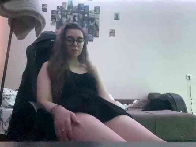 EvalynDetrick webcam