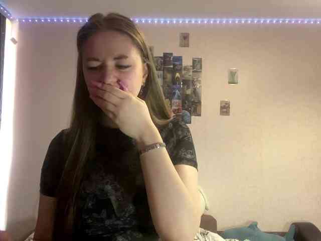 EvalynDetrick webcam