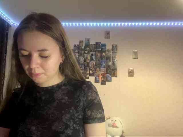 EvalynDetrick webcam