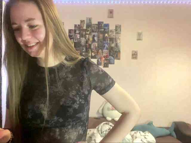 EvalynDetrick webcam