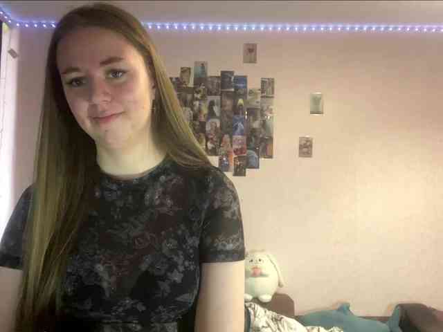 EvalynDetrick webcam