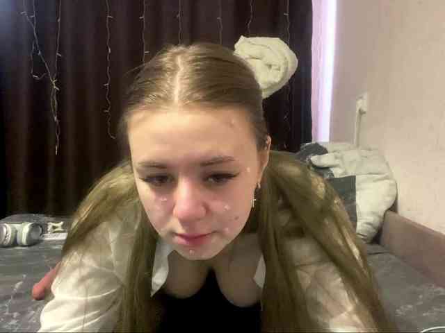 EvalynDetrick webcam
