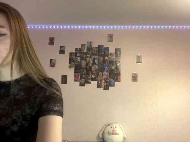 EvalynDetrick webcam