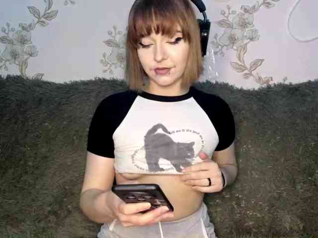 Model: TabethaSablea