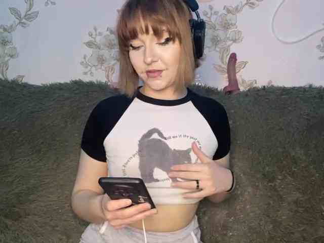 Model: TabethaSablea