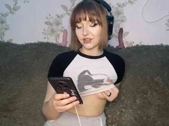 Model: TabethaSablea