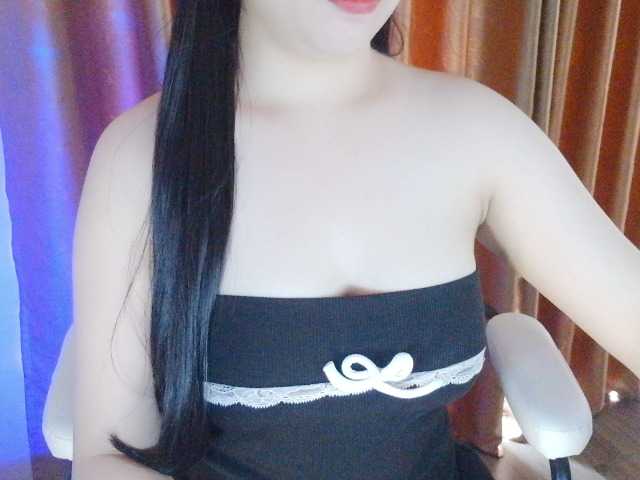 Maybae live webcam show