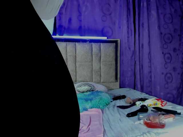 monikehot Live Cam on BongaCams