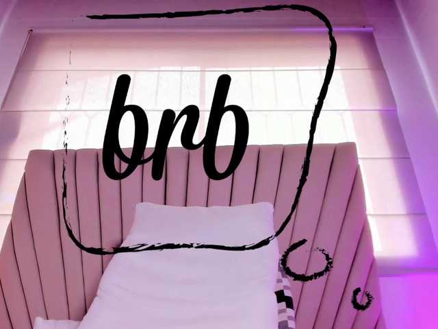 valeriaU live cam on BongaCams