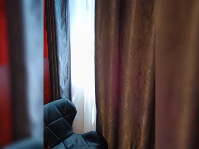 Roundbootie live cam preview
