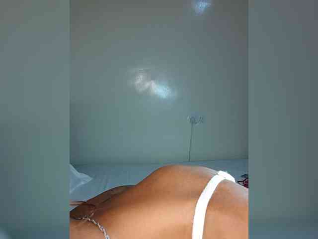 Roundbootie webcam