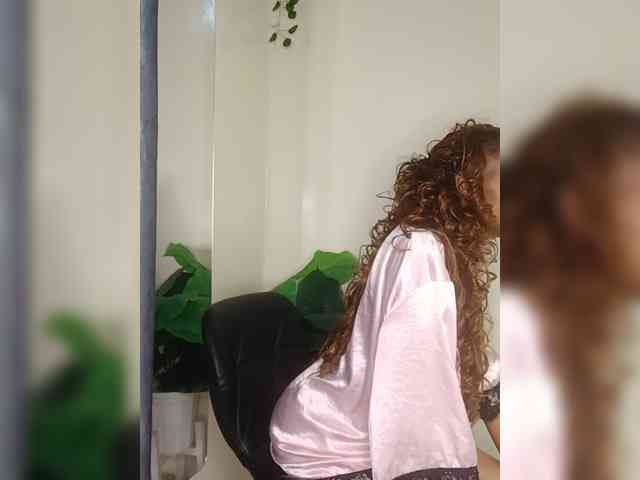 Roundbootie webcam