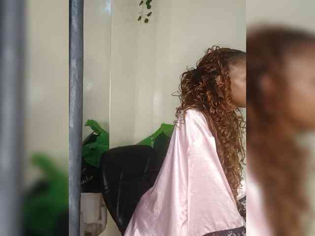 Roundbootie webcam
