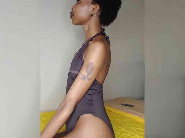 Roundbootie webcam