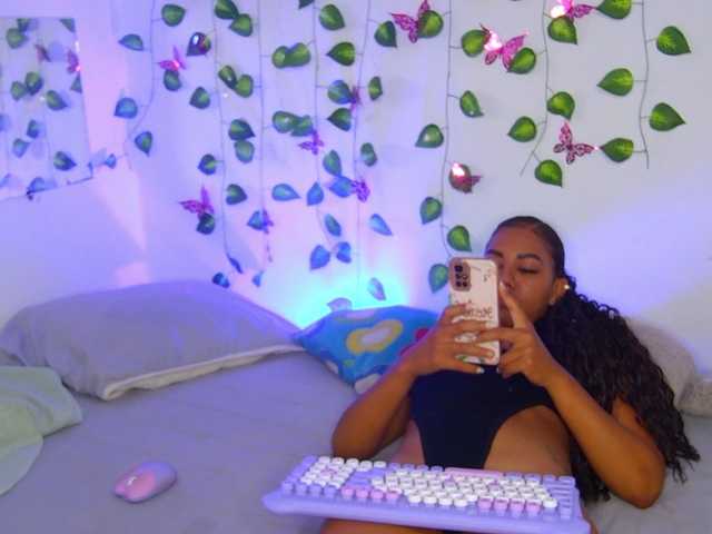 MalloryKim live cam on BongaCams