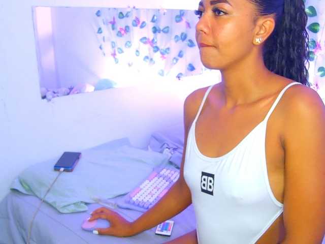 MalloryKim live cam on BongaCams