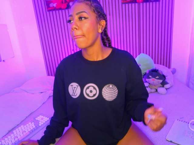 MalloryKim live cam on BongaCams