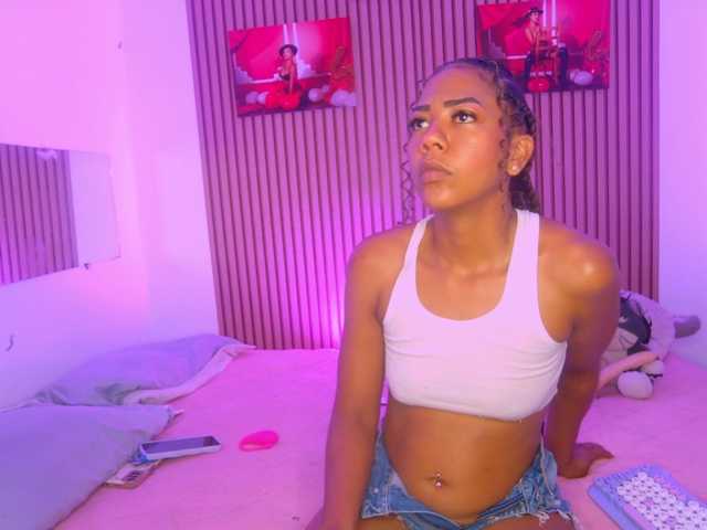 MalloryKim live cam on BongaCams