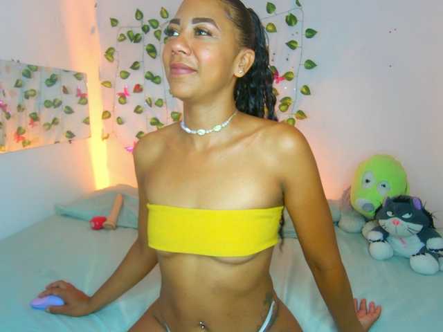 MalloryKim live webcam show