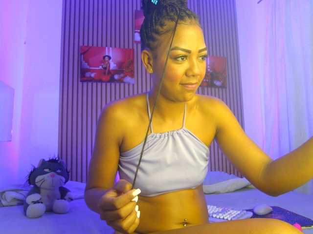 MalloryKim live cam on BongaCams