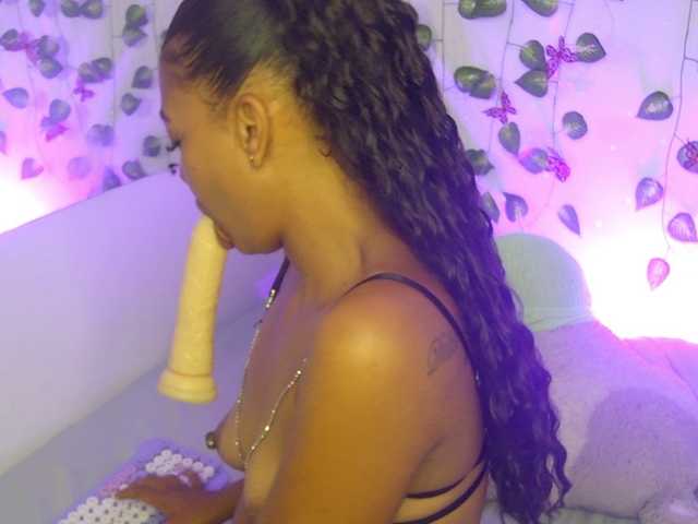 MalloryKim live cam on BongaCams