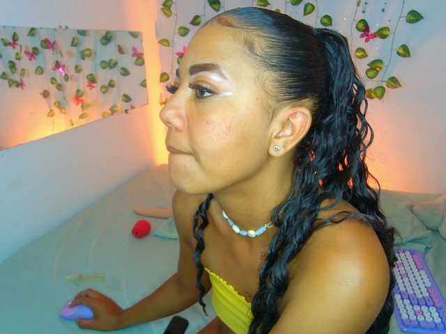 MalloryKim live cam on BongaCams