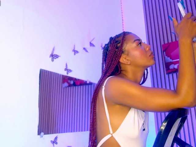 MalloryKim live cam on BongaCams