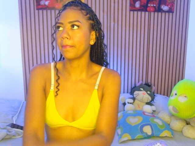 MalloryKim live cam on BongaCams