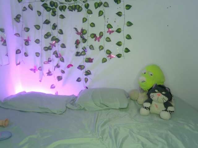 MalloryKim live webcam show