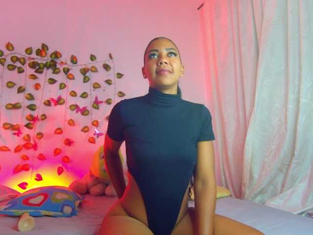 MalloryKim live cam on BongaCams
