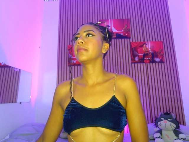 MalloryKim live cam on BongaCams