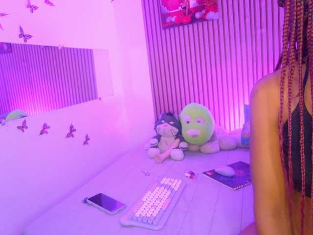 MalloryKim live cam preview