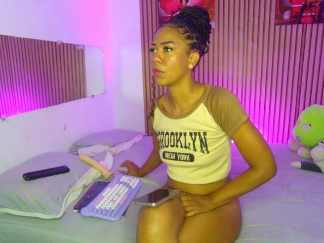 MalloryKim live cam on BongaCams