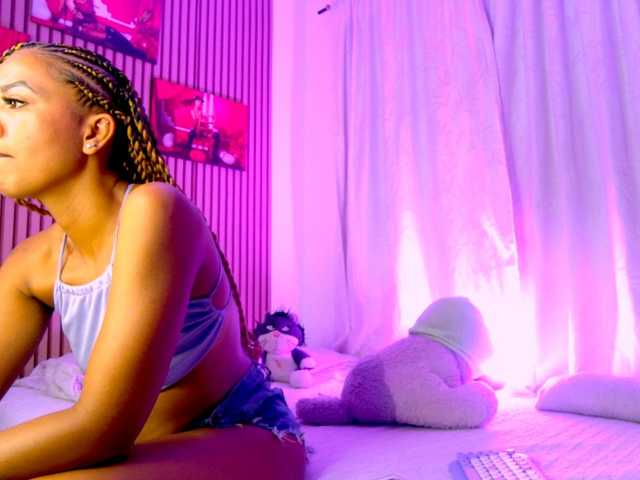 MalloryKim live cam on BongaCams