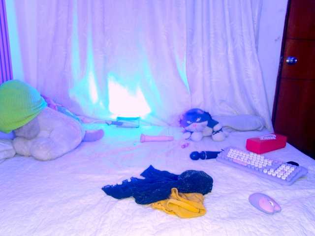 MalloryKim live cam on BongaCams