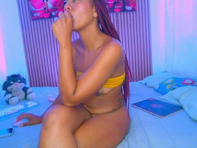 MalloryKim live cam on BongaCams