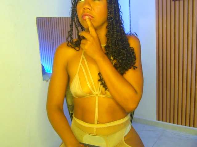 MalloryKim live cam on BongaCams