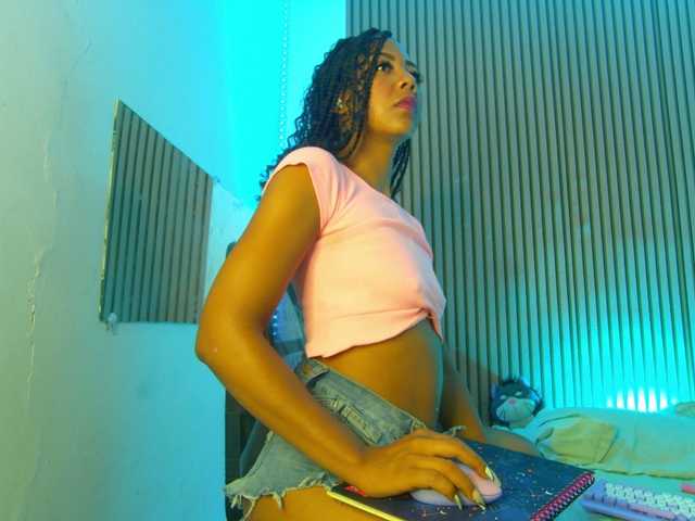 MalloryKim live cam on BongaCams