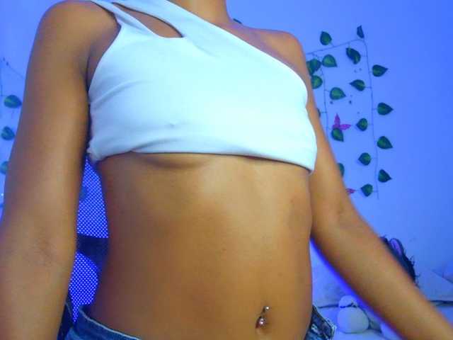 MalloryKim live cam on BongaCams