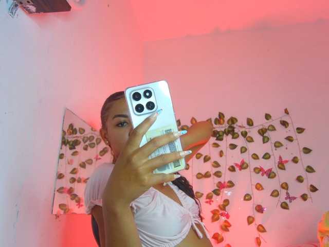 MalloryKim live cam on BongaCams