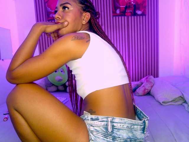 MalloryKim live cam on BongaCams