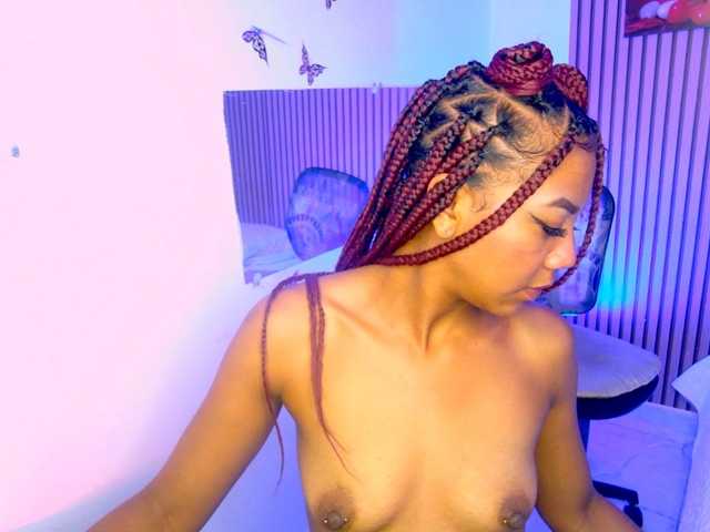 MalloryKim live cam on BongaCams