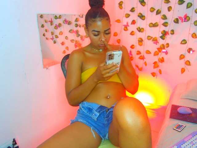 MalloryKim live cam on BongaCams