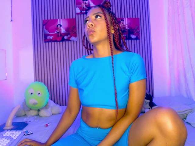 MalloryKim live cam on BongaCams