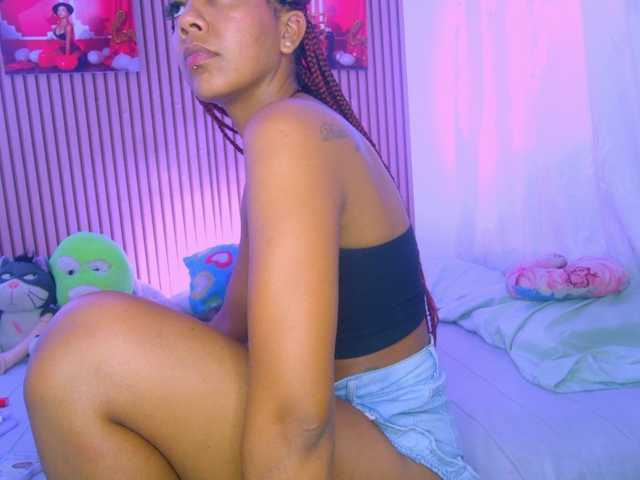 MalloryKim live cam on BongaCams