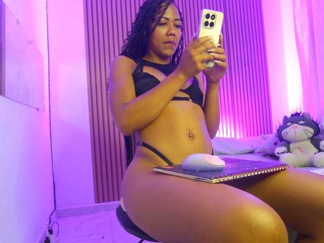 MalloryKim live cam on BongaCams