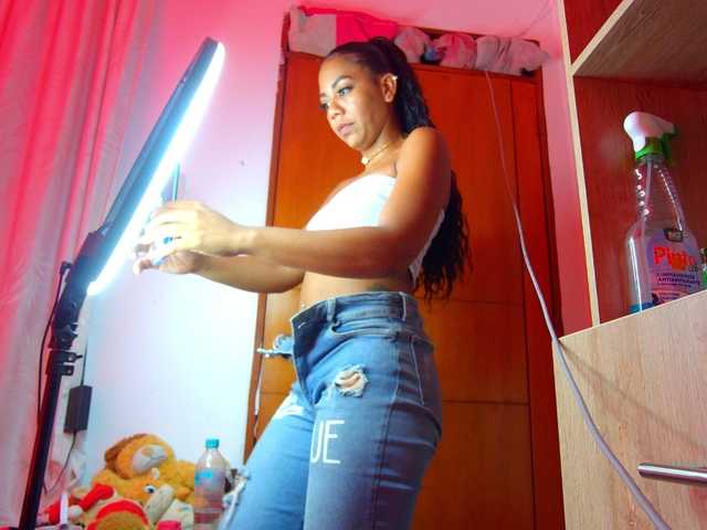 MalloryKim live cam on BongaCams