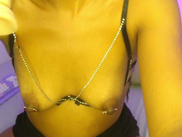 MalloryKim live cam on BongaCams