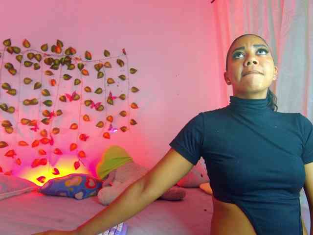MalloryKim webcam