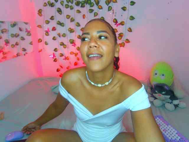 MalloryKim webcam